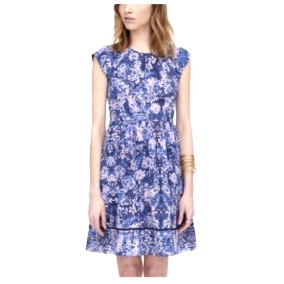 Rebecca Taylor Dresses & Skirts - Rebecca Taylor Navy Blue & Purple 100% Silk Kiku Floral Print Fit & Flare Dress